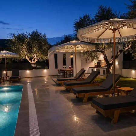 Olive Paradise - Perfect Getaway With Pool By Mana Gers